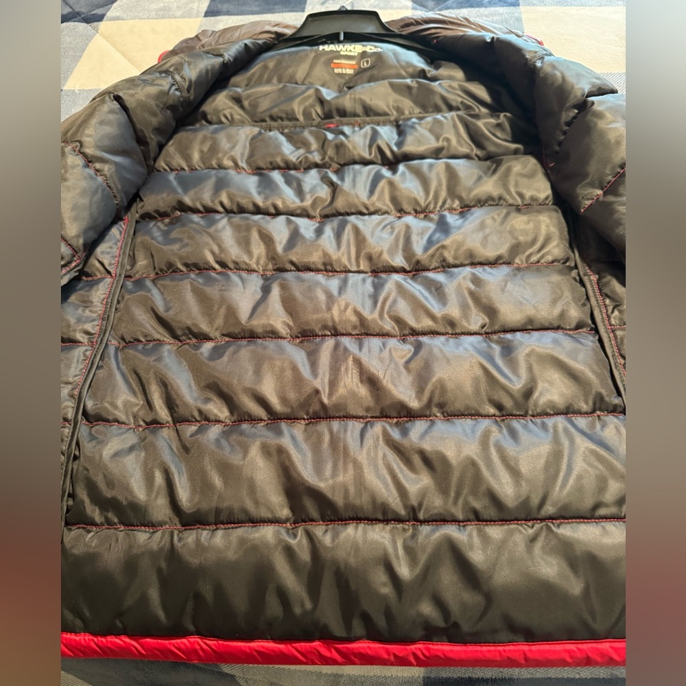 Hawke & Co Men's Red and Dark Gray Puffer Vest - Picture 6 of 11